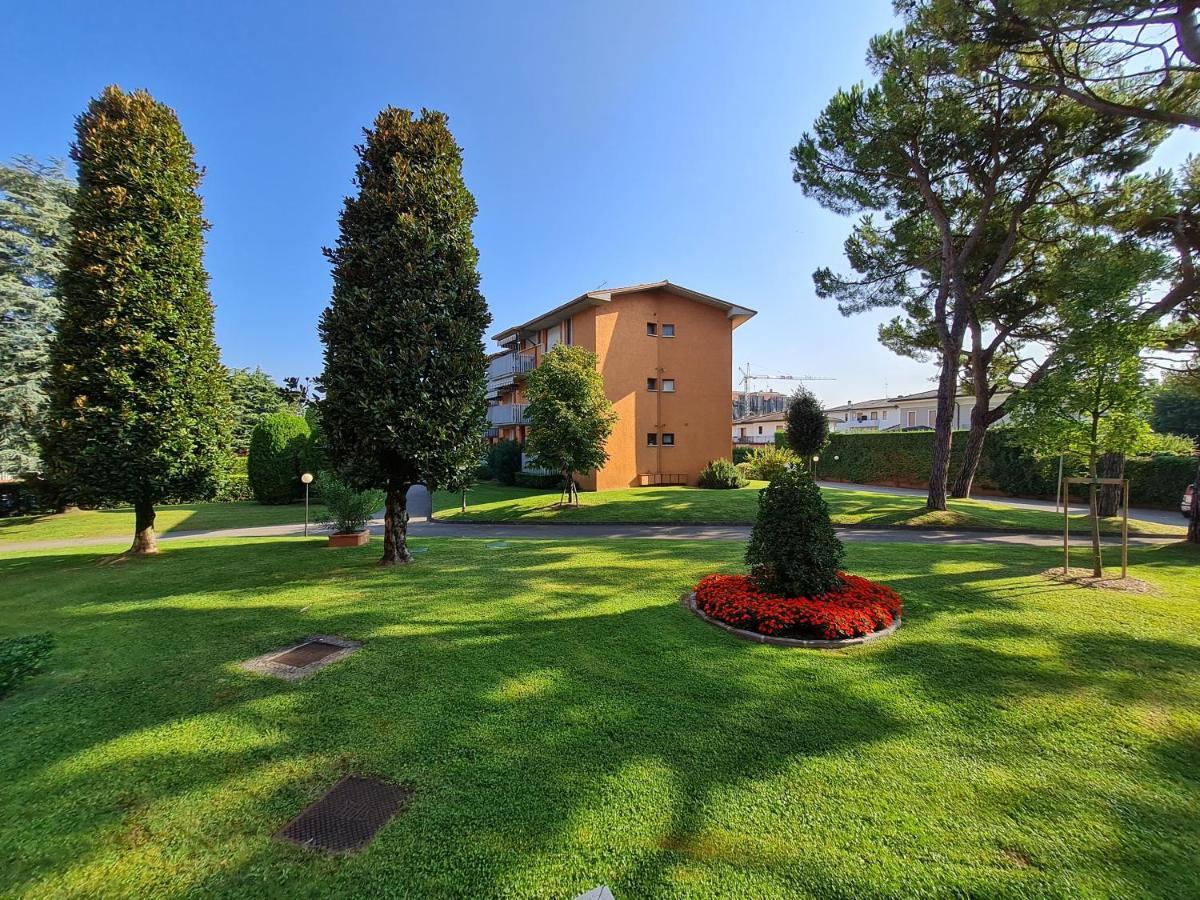 Easy Apartments Peschiera Peschiera del Garda Extérieur photo