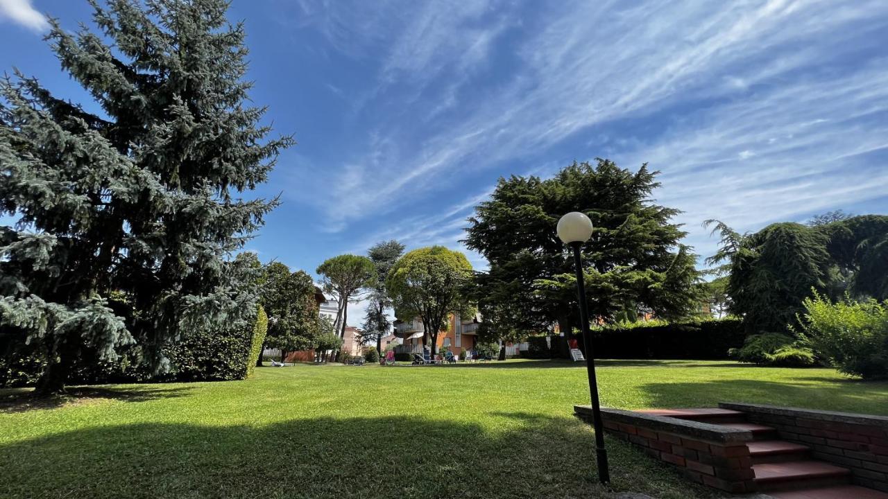 Easy Apartments Peschiera Peschiera del Garda Extérieur photo