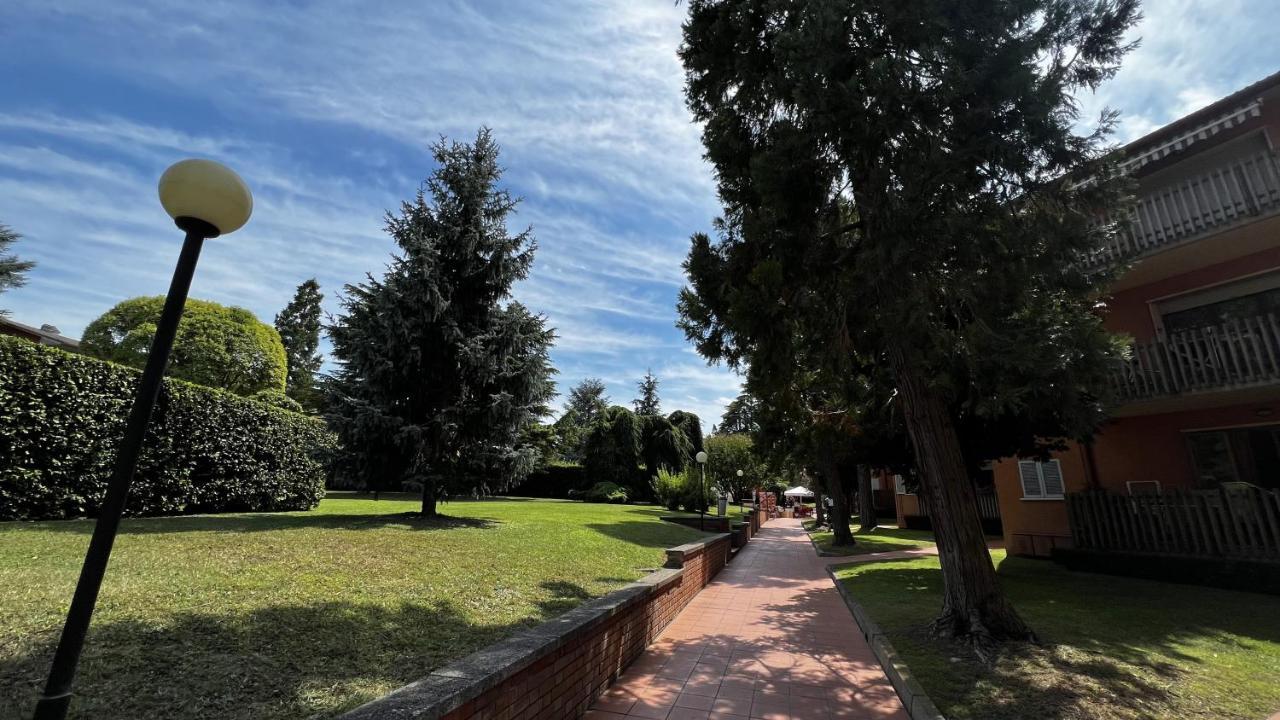Easy Apartments Peschiera Peschiera del Garda Extérieur photo